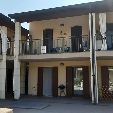 Kiss Kiss Corner Apartamento Valeggio sul Mincio